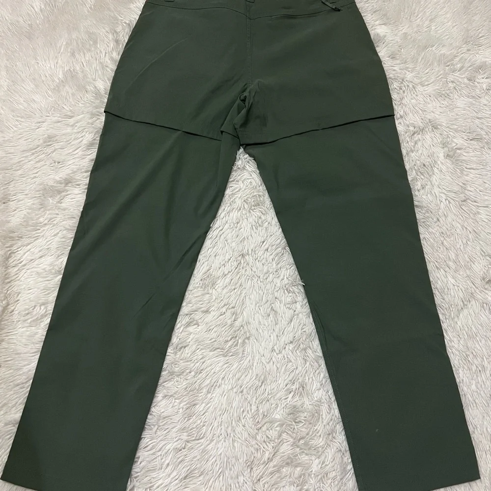 The North Face Men’s Convertible Pants - size 26